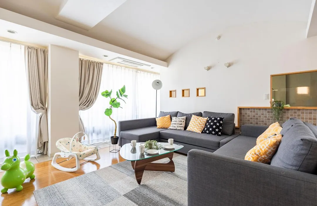 Comfy Home Aoto-1